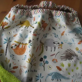 Serviette élastiquée, cantine, serviette, table, maxi bavoir, enfant, éponge, école, maternelle, cadeau, naissance, paresseux, t
